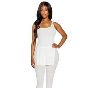 SOLD ‼️‼️NAKED WARDROBE white One Sided Top